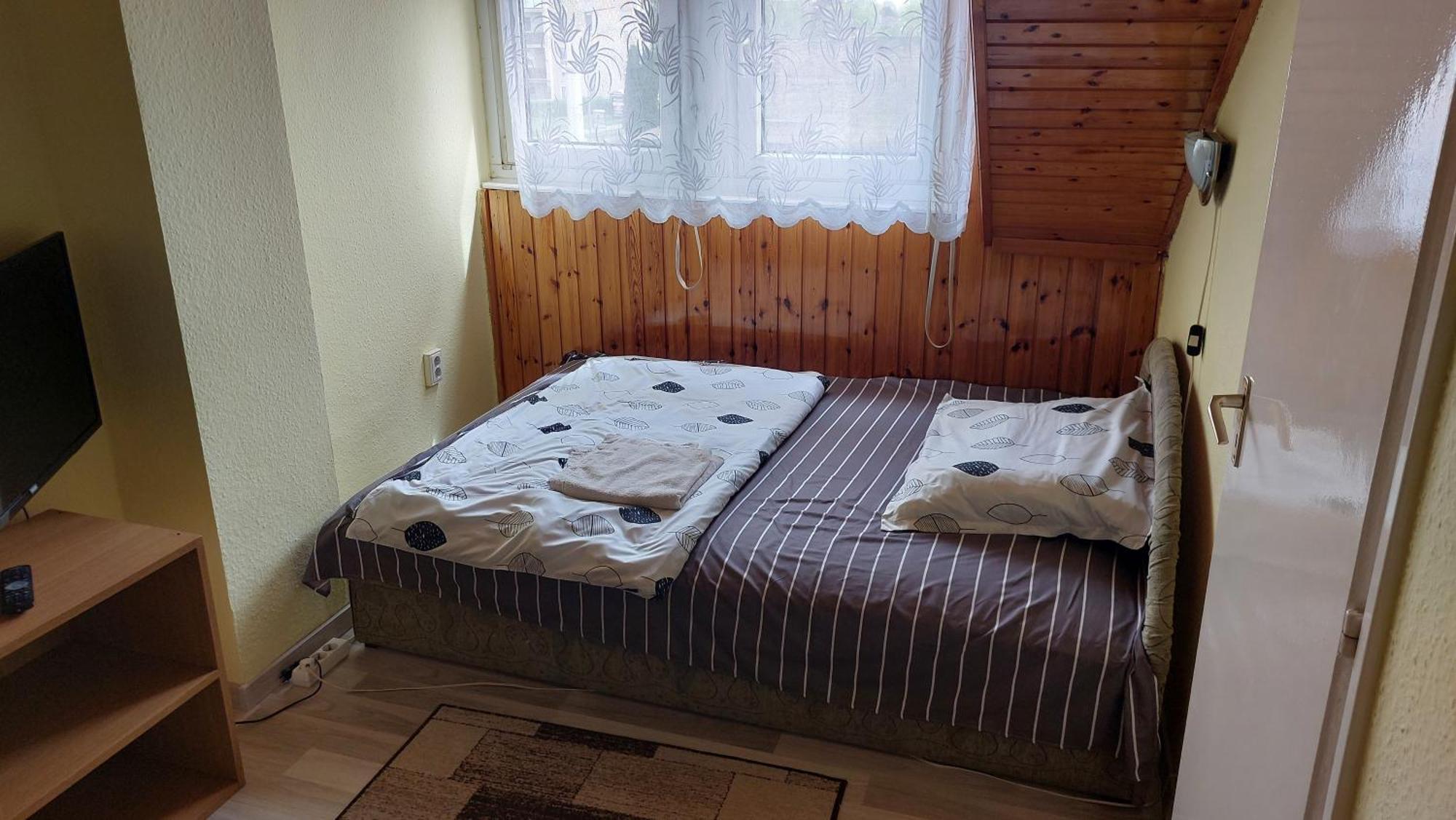 Hotel Napsugar Panzio Vác Exteriér fotografie