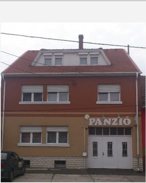 Hotel Napsugar Panzio Vác Exteriér fotografie